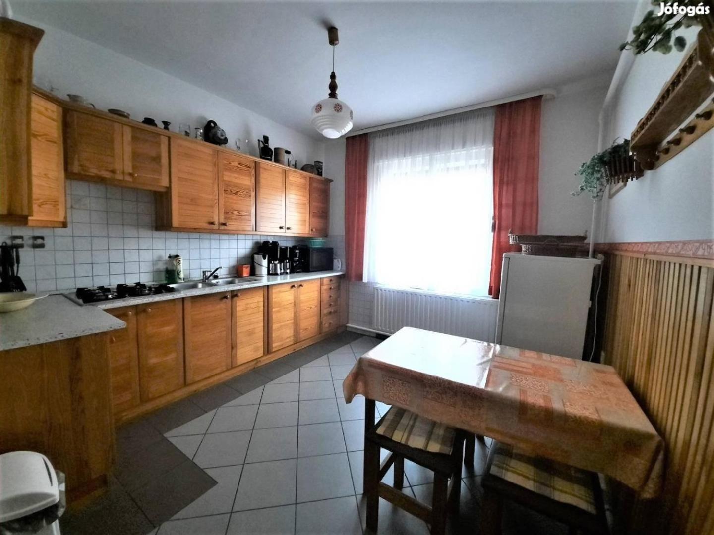 Nora Apartman Balatonlelle Εξωτερικό φωτογραφία