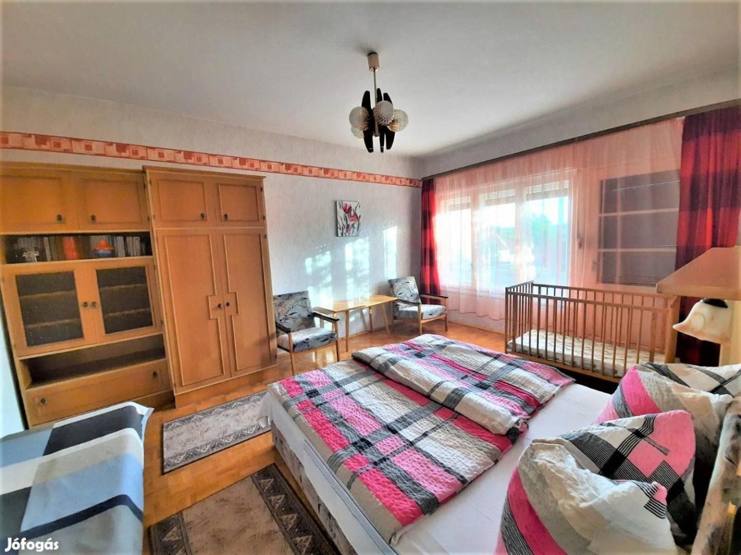 Nora Apartman Balatonlelle Εξωτερικό φωτογραφία